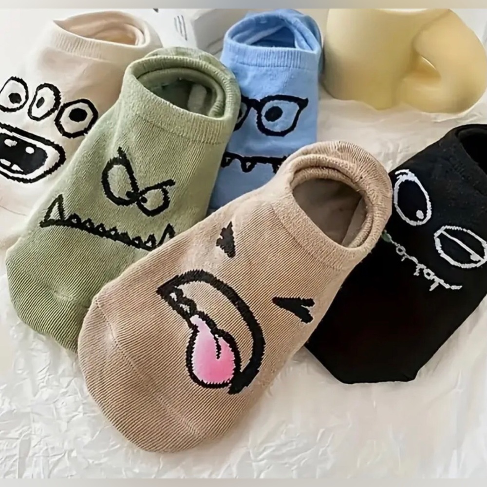 FUNNY CRAZY FACE ANKLE SOCKS